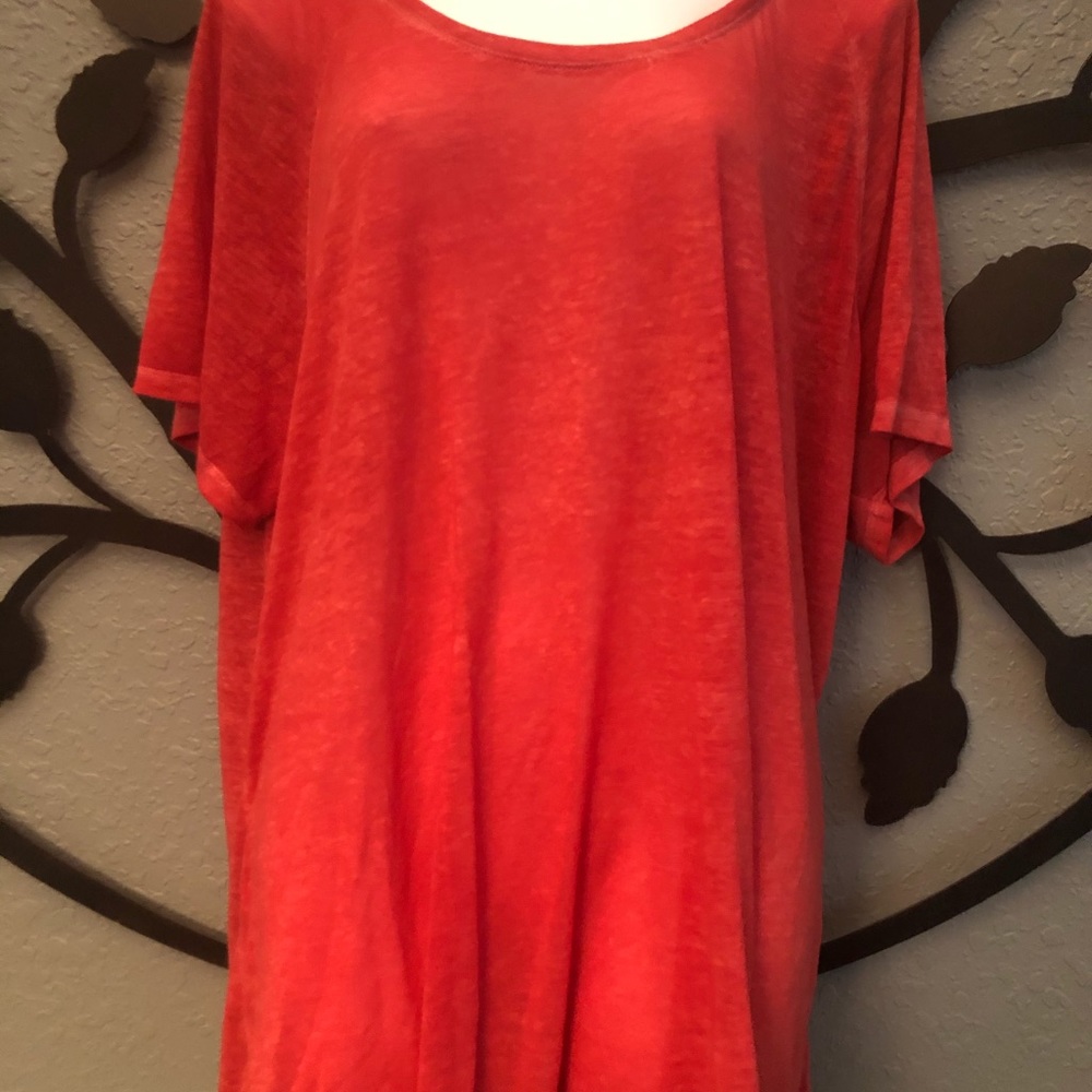 Plus size lane Bryant tshirt